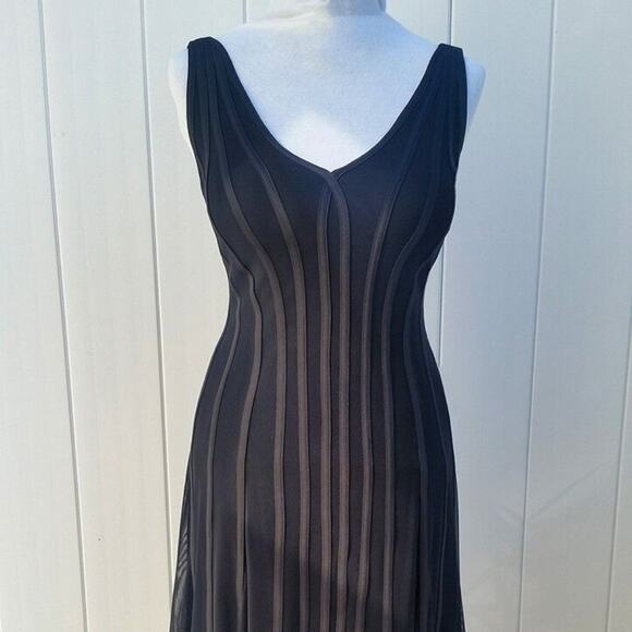 Tadashi Dress Sleeveless Double V Midi Cocktail Evening Mesh Black Womens Size M - Picture 2 of 11